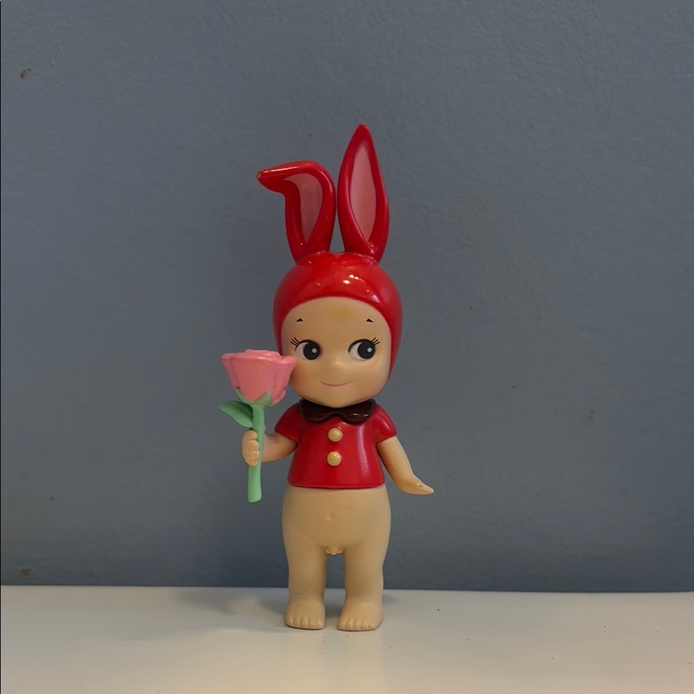 Sonny angel Gift of love figure
